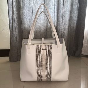 Vince Camuto Tote